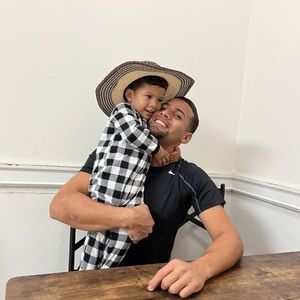 Meet your Posher, Diego